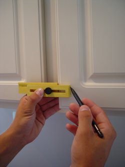 Cabinet Door Knob Hardware Placement